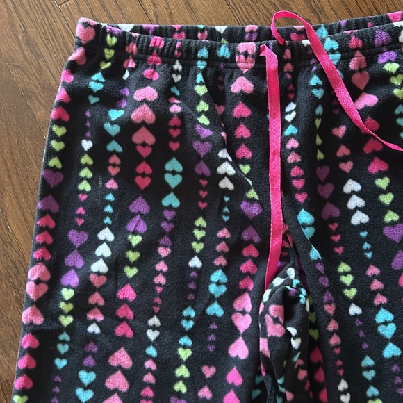 St Eve Fleece Heart Pajama Pants- Size M - NWOT - Picture 4 of 6